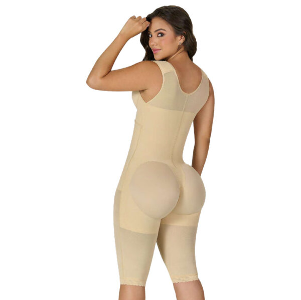faja larga con brasier sobrepuesto fijo ref. f00470